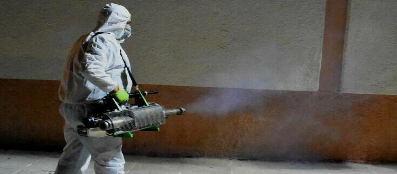 Θεσσαλονίκη: Βίντεο από την απολύμανση λεωφορείου